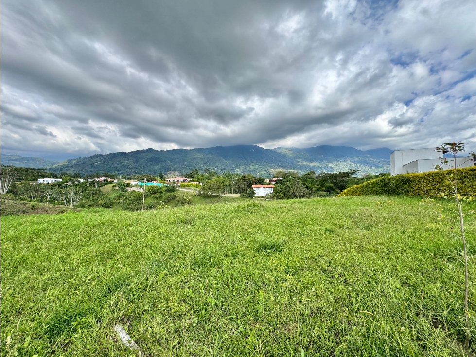 LOTE EN VENTA EN CONDOMINIO TRANQUILO CALARCÁ QUINDÍO SECTOR LA BELLA - 2