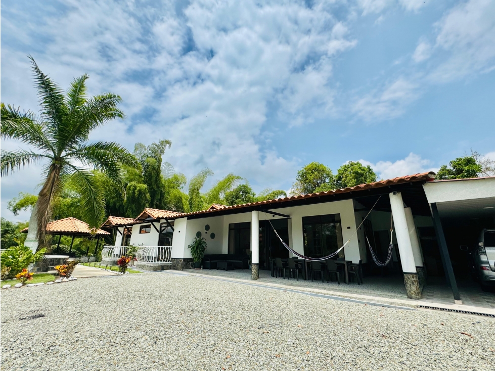 CASA CAMPESTRE EN RENTA AMOBLADA VÍA ARMENIA EL CAIMO — foto 4