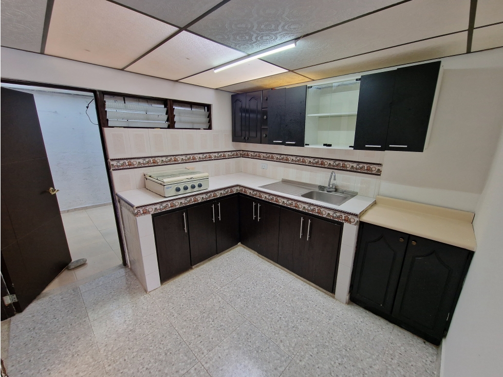 CASA AMPLIA EN VENTA EN EL SUR DE ARMENIA QUINDIO — foto 4
