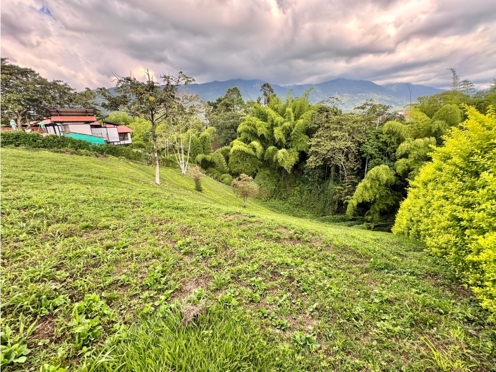 LOTE EN VENTA EN CONDOMINIO TRANQUILO CALARCÁ QUINDÍO SECTOR LA BELLA - 1