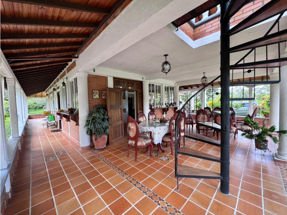 CASA CAMPESTRE TRADICIONAL EN VENTA VIA BARCELONA QUINDIO - 6