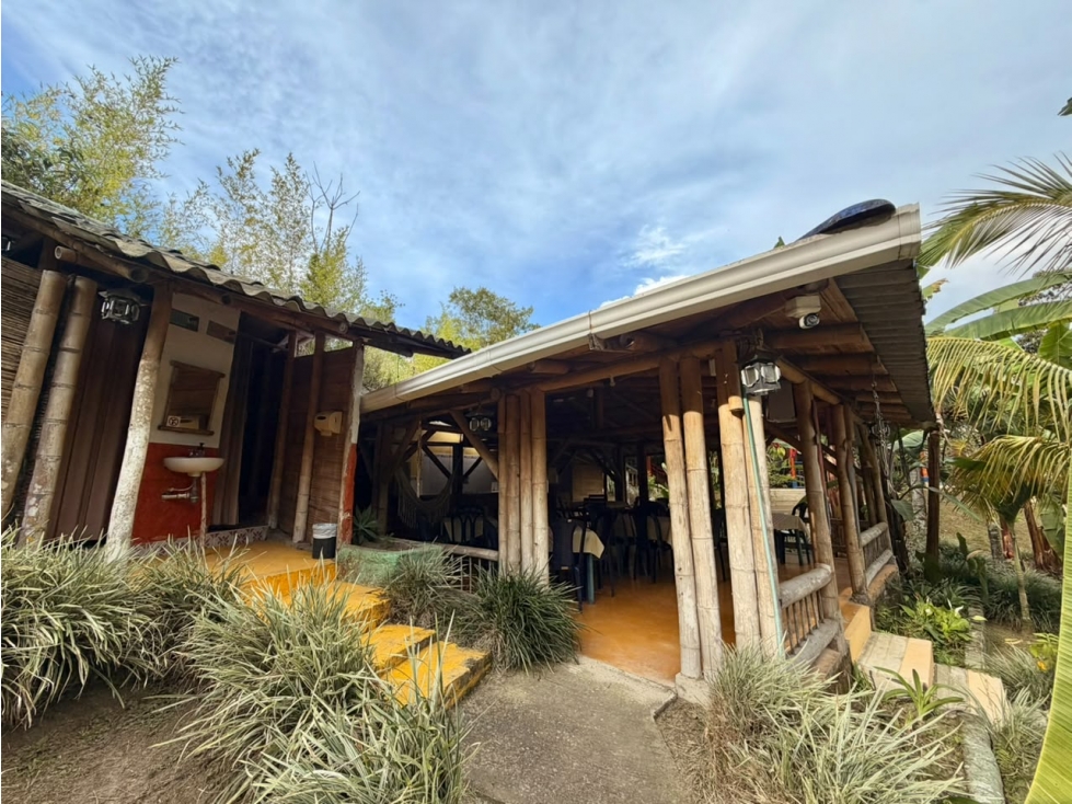FINCA HOTEL EN VENTA DE USO TURISTICO VIA ARMENIA MONTENEGRO Q. - 3