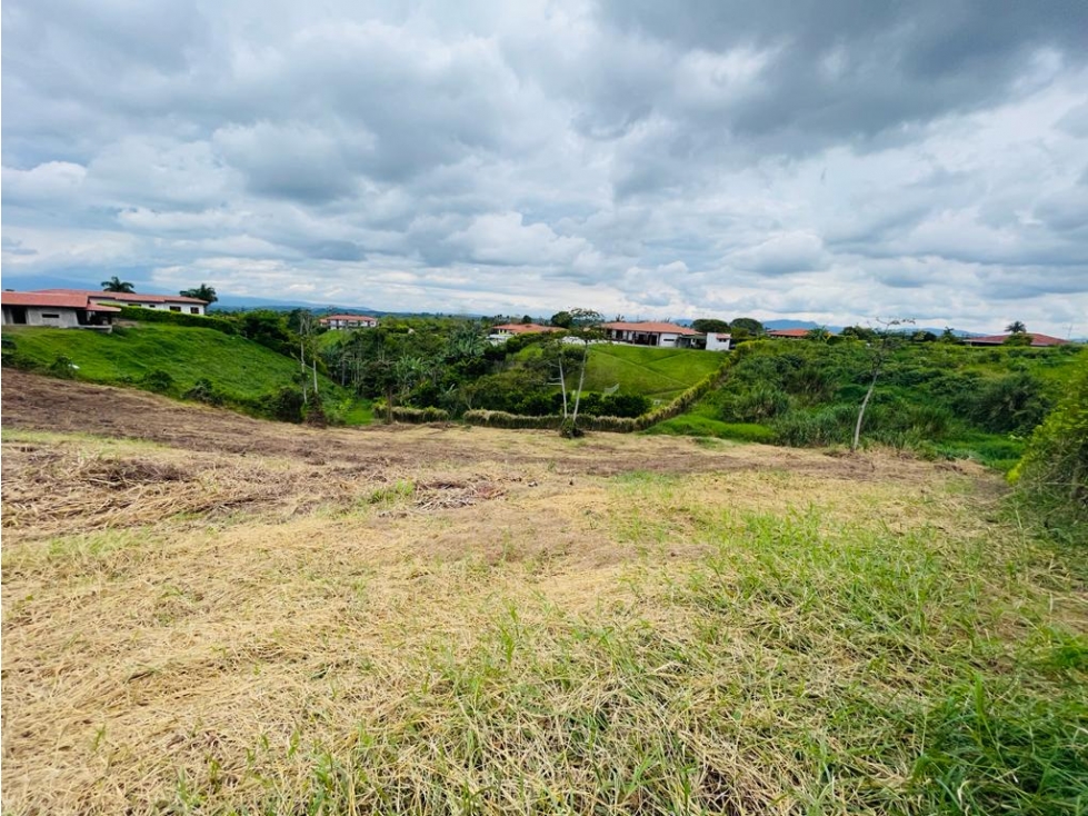 LOTE EN VENTA EN CONDOMINIO - PERMISO DE USO TURÍSTICO - MONTENEGRO Q - 2