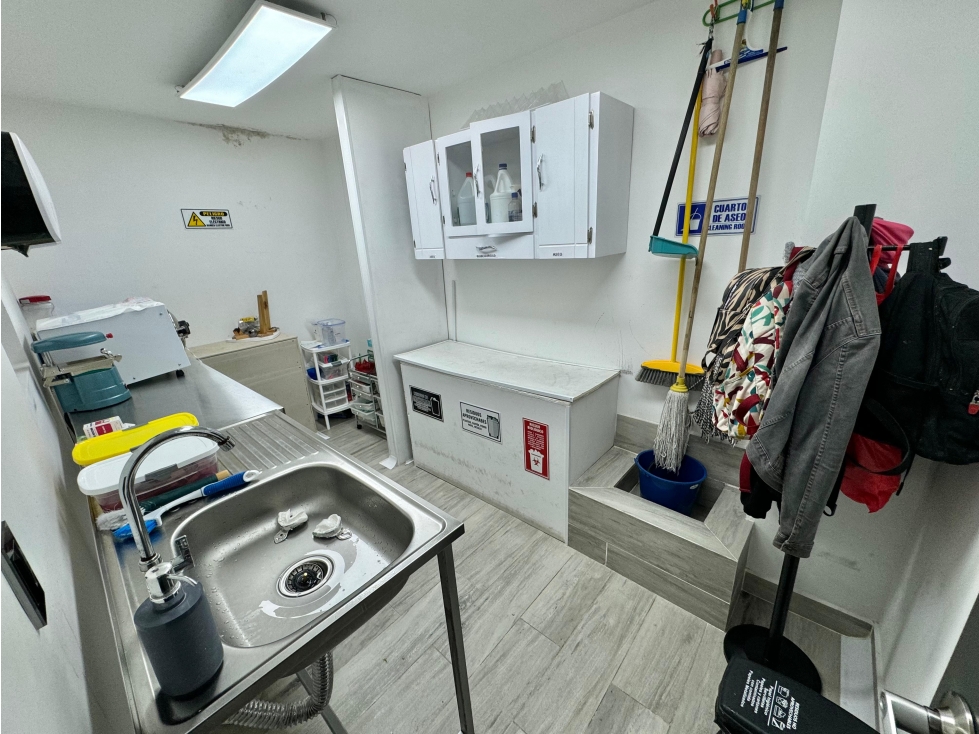 LOCAL REMODELADO EN VENTA UBICADO EN EL CENTRO DE ARMENIA QUINDÍO — foto 6