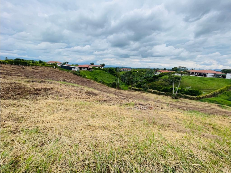 LOTE EN VENTA EN CONDOMINIO - PERMISO DE USO TURÍSTICO - MONTENEGRO Q - 4