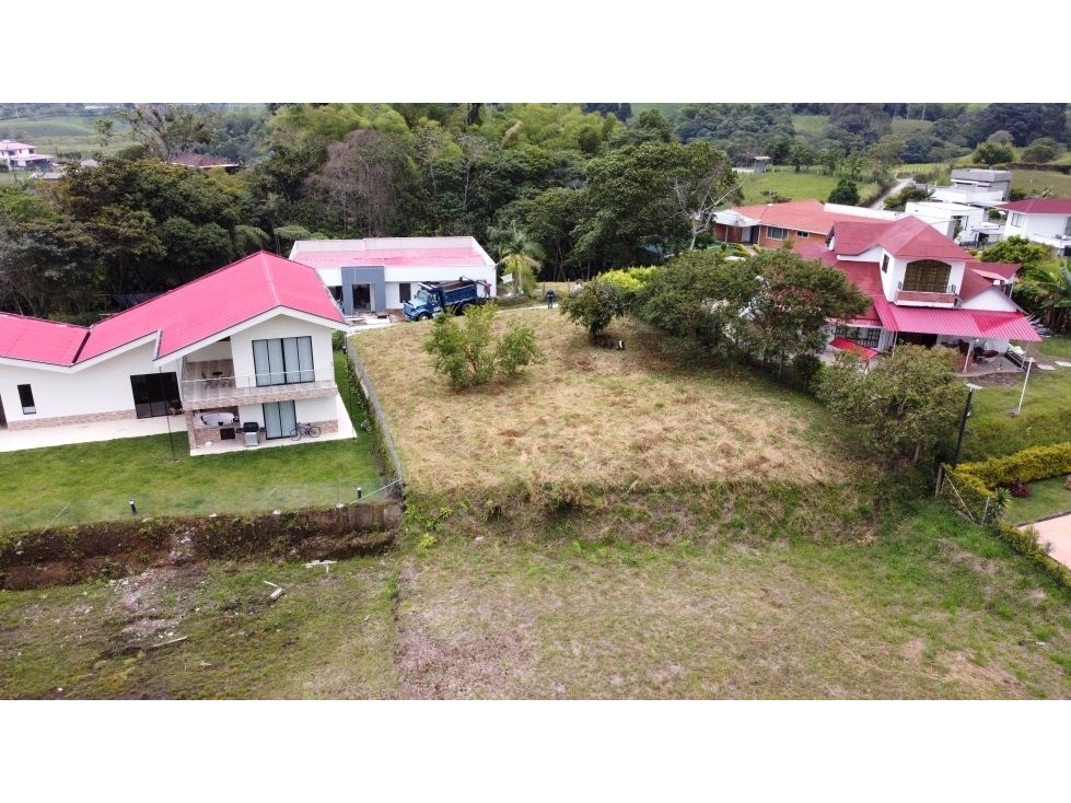 LOTE EN VENTA EN CONJUNTO AL NORTE DE ARMENIA VÍA CIRCASIA — foto 2