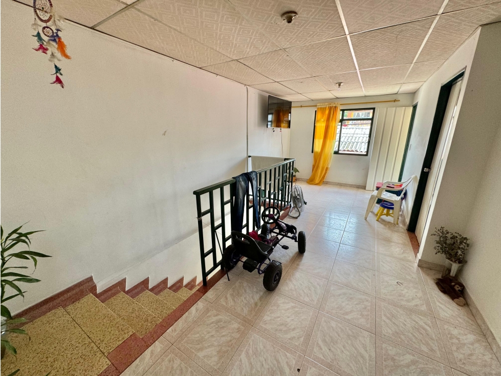 CASA BIFAMILIAR EN VENTA AL SUR DE ARMENIA QUINDÍO B/ VILLA ALEJANDRA — foto 2