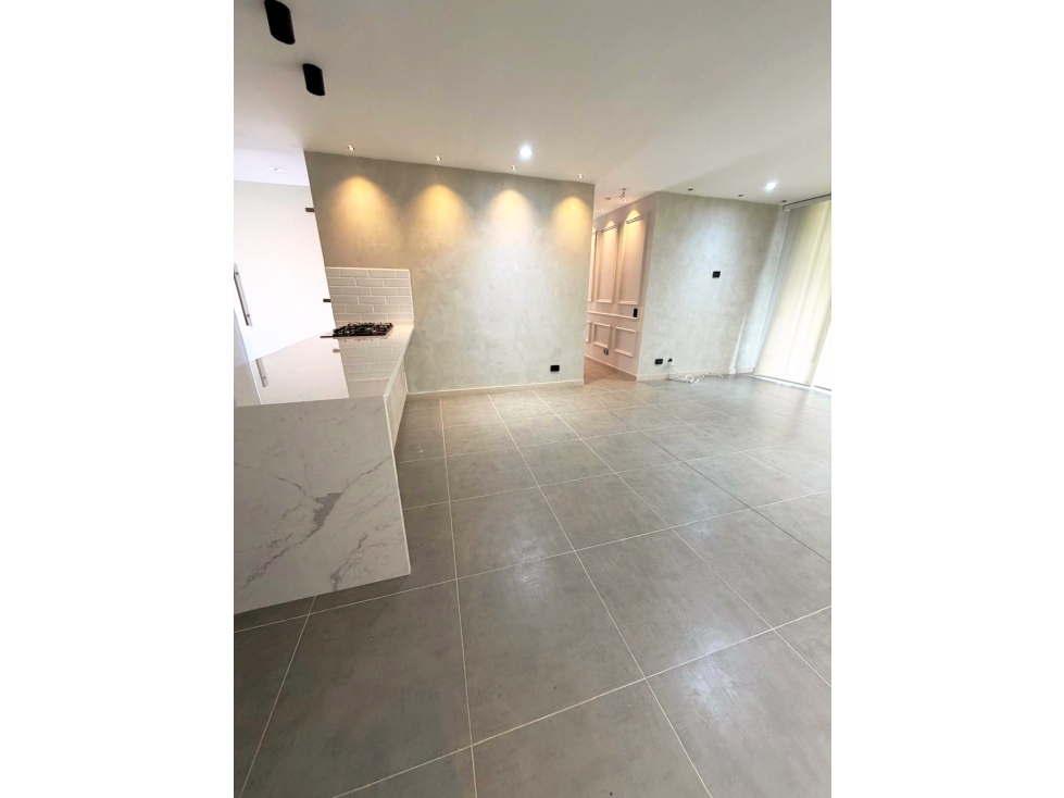 Apartamento en Venta Envigado Loma del Escobero 122 m² — foto 2