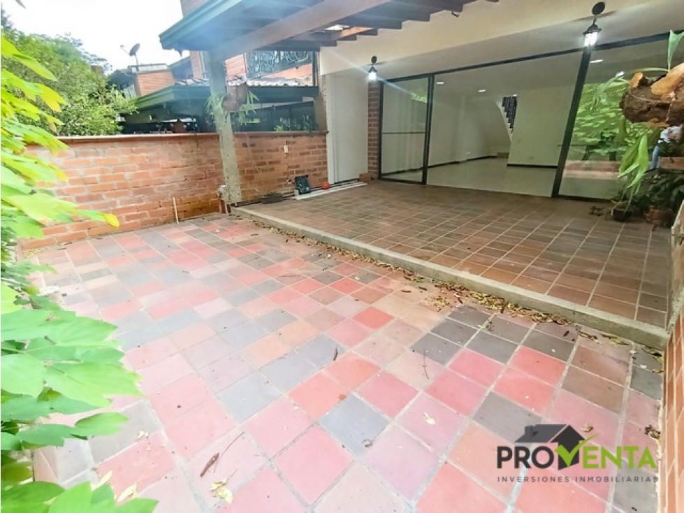 Casa en Venta Envigado Loma de las Brujas 4 Habitaciones