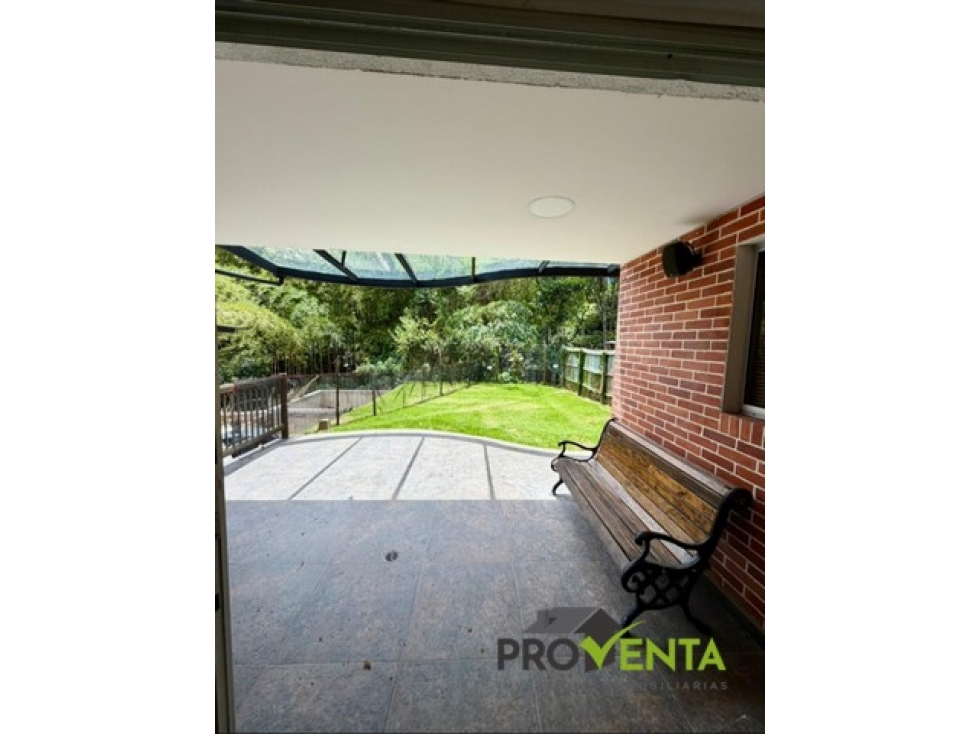 Casa en Venta en Envigado Sector La Intermedia