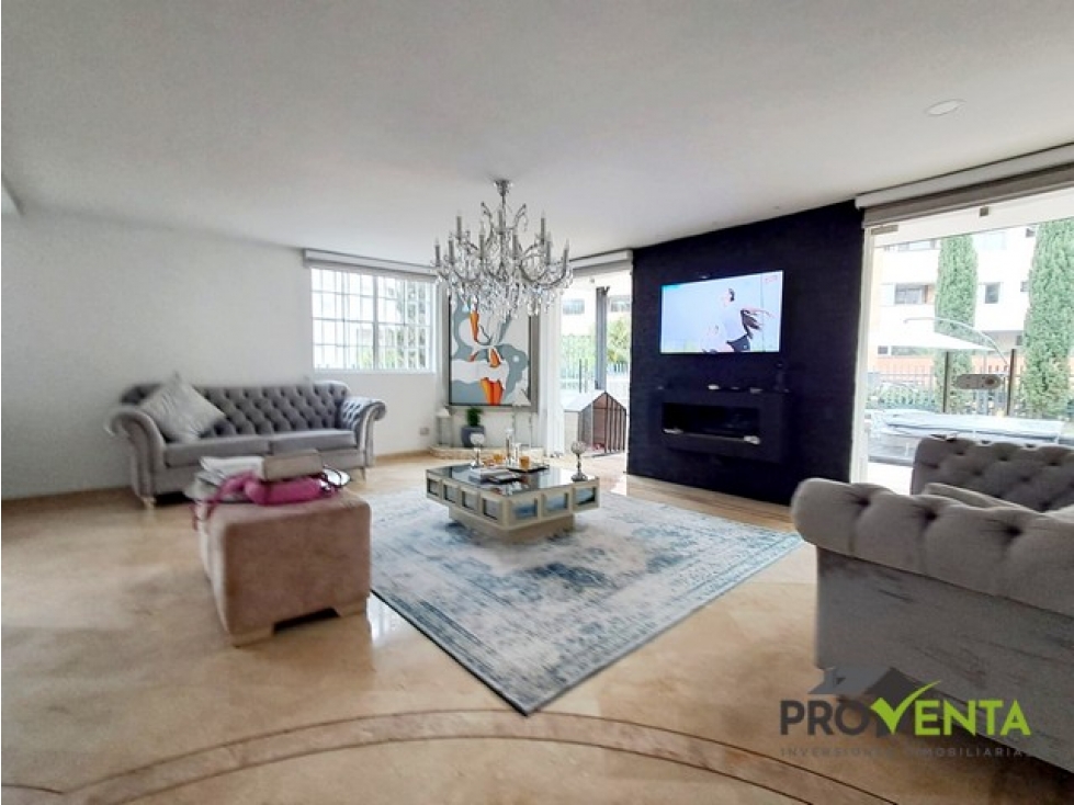 Espectacular Casa Campestre en El Poblado Sector El Tesoro | 370 m² — foto 4