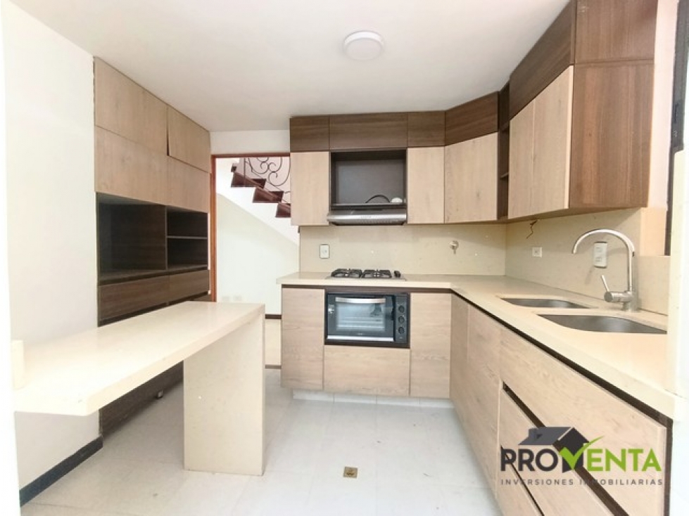 Casa en Venta Envigado Loma de las Brujas 4 Habitaciones — foto 5