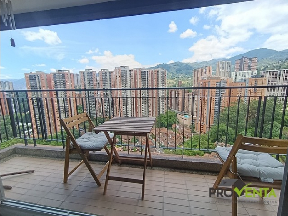 Apartamento en Venta Sabaneta San Remo | Piso 23 con Balcón y Vista