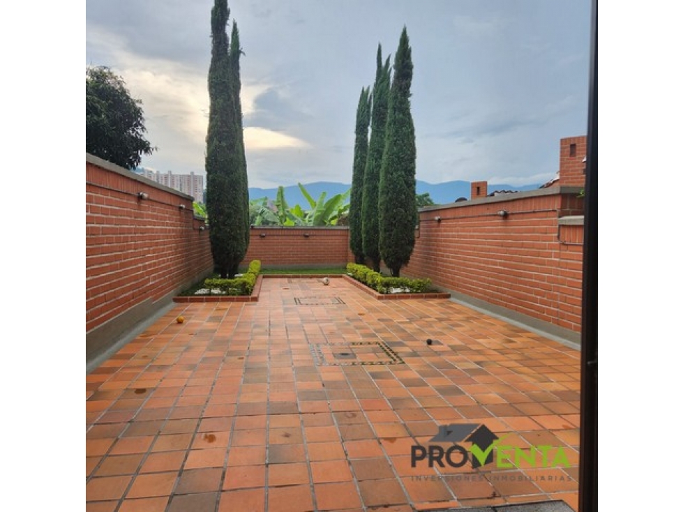 Casa en Venta Envigado Las Brujas