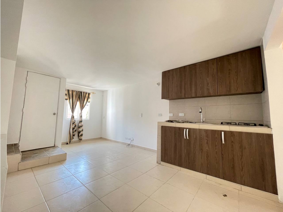 SE ALQUILA CASA EN CIUDADELA LAS FLORES- JAMUNDI