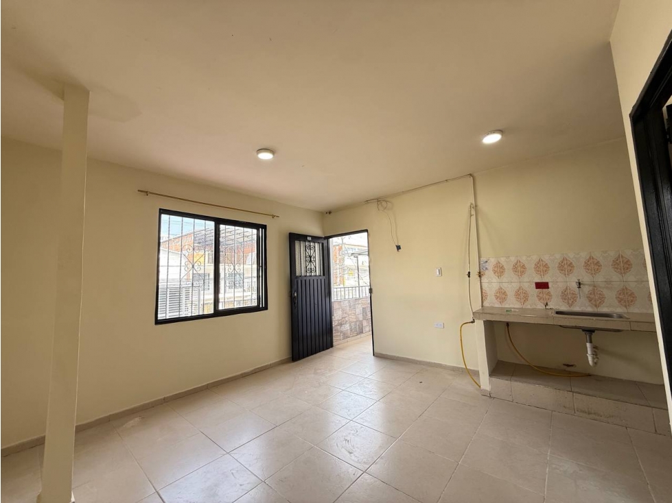 SE ARRIENDA APARTAESTUDIO 2 PISO EN EL BARRIO - EL JARDÍN