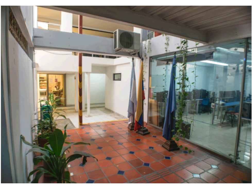 SE VENDE PROPIEDAD/CASA DOS PISOS EN BARRIO TEQUENDAMA AL SUR DE CALI — foto 5