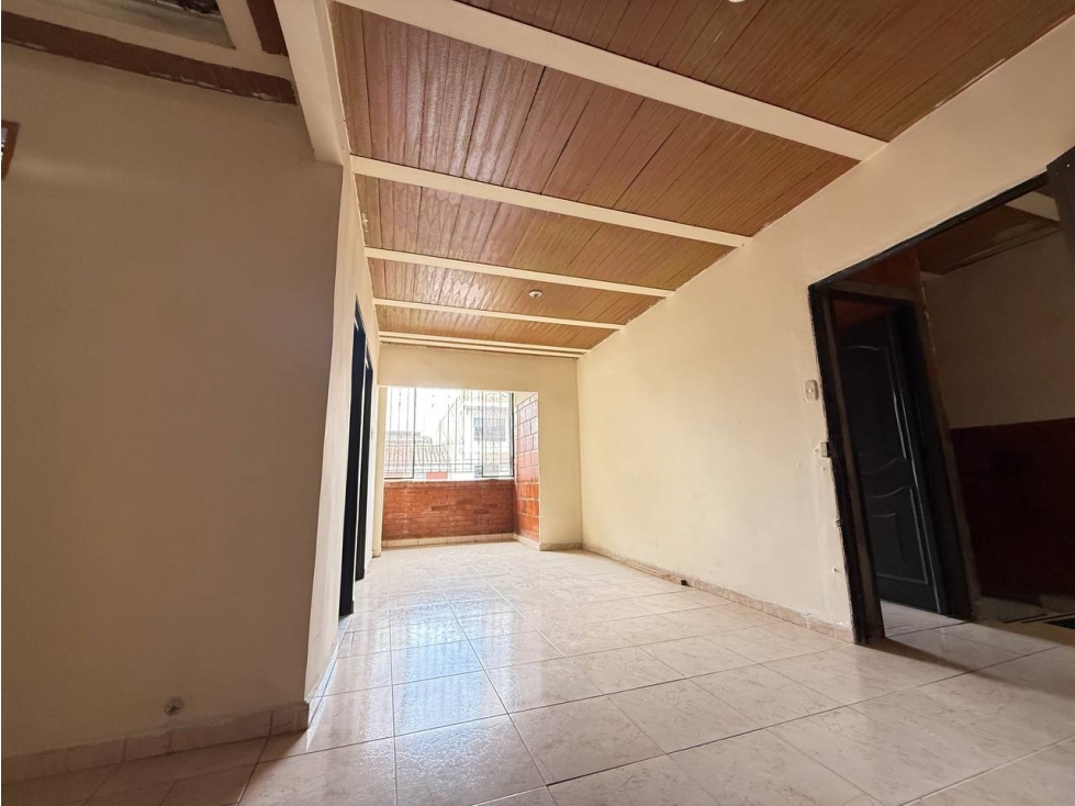 APARTAMENTO EN ARRIENDO BARRIO COLSEGUROS 2 PISO