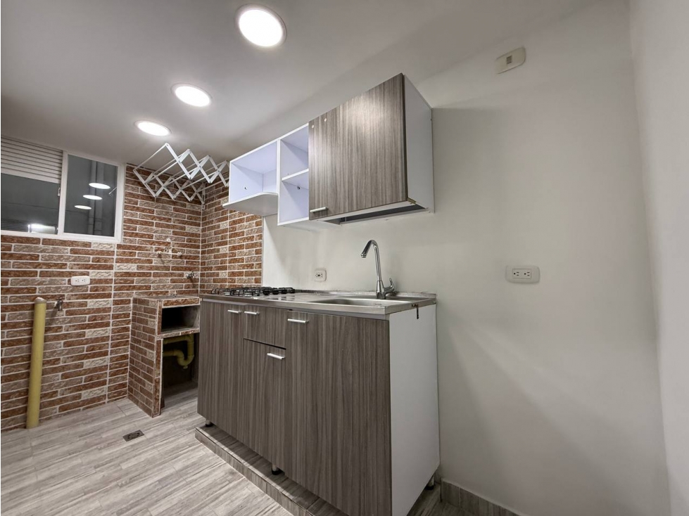 SE VENDE APARTAMENTO C.R CEREZOS - CIUDAD DEL VALLE CANDELARIA - 2