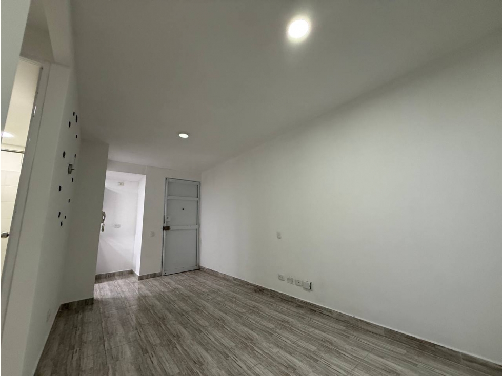 SE VENDE APARTAMENTO C.R CEREZOS - CIUDAD DEL VALLE CANDELARIA - 6