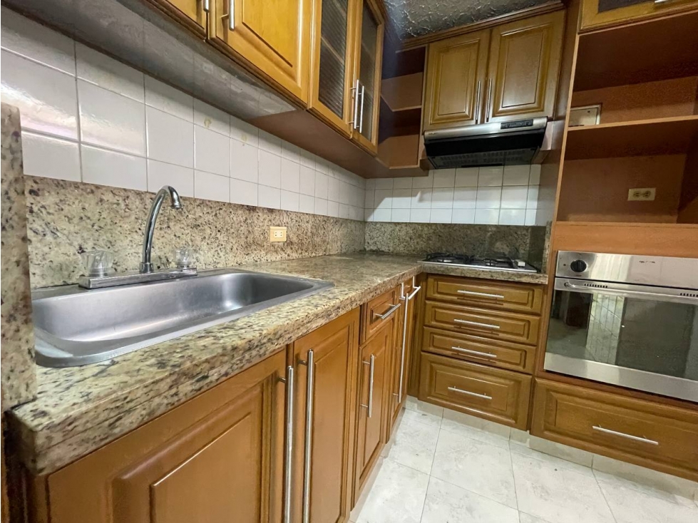 SE VENDE APARTAMENTO EDIFICIO IBIZA AL SUR DE CALI BARRIO EL LIMONAR — foto 6