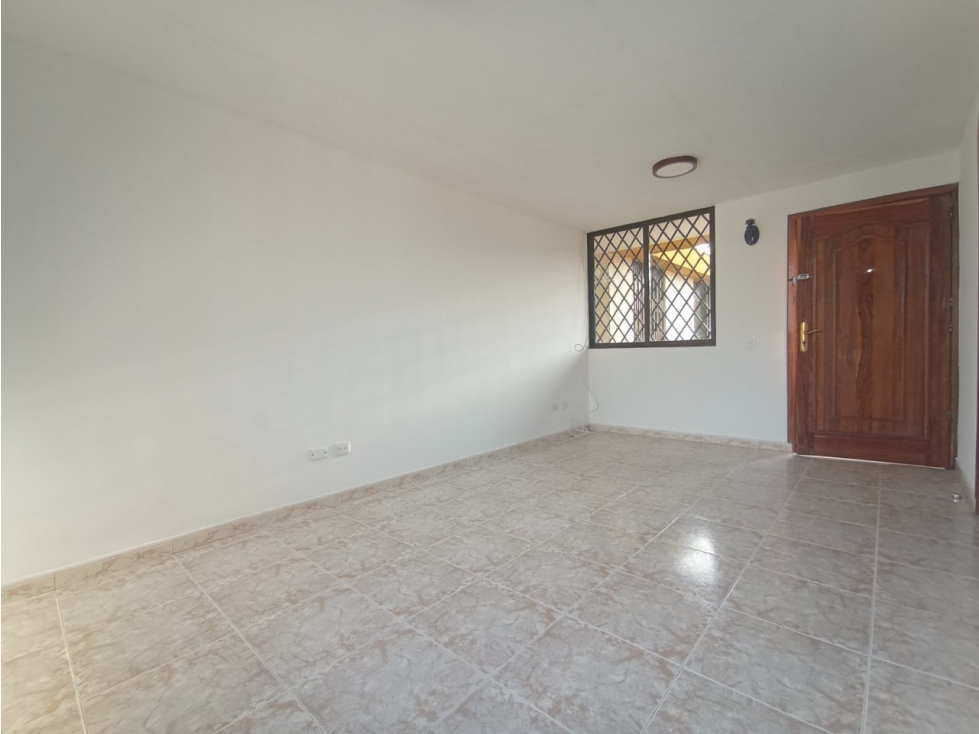 SE VENDE APARTAMENTO EN EL C.R COLSEGUROS EN CALI — foto 4