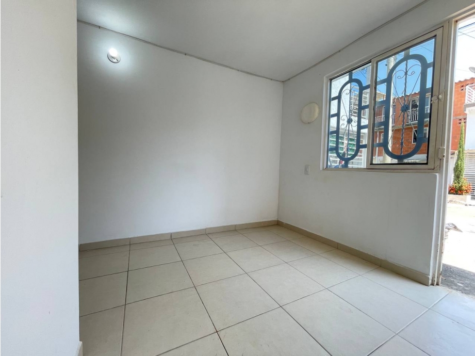 SE VENDE CASA EN CIUDADELA LAS FLORES- JAMUNDI — foto 2
