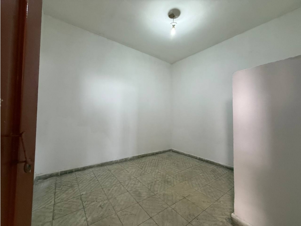 SE ARRIENDA APARTAMENTO 3 PISO EN EL BARRIO - EL JARDÍN — foto 5