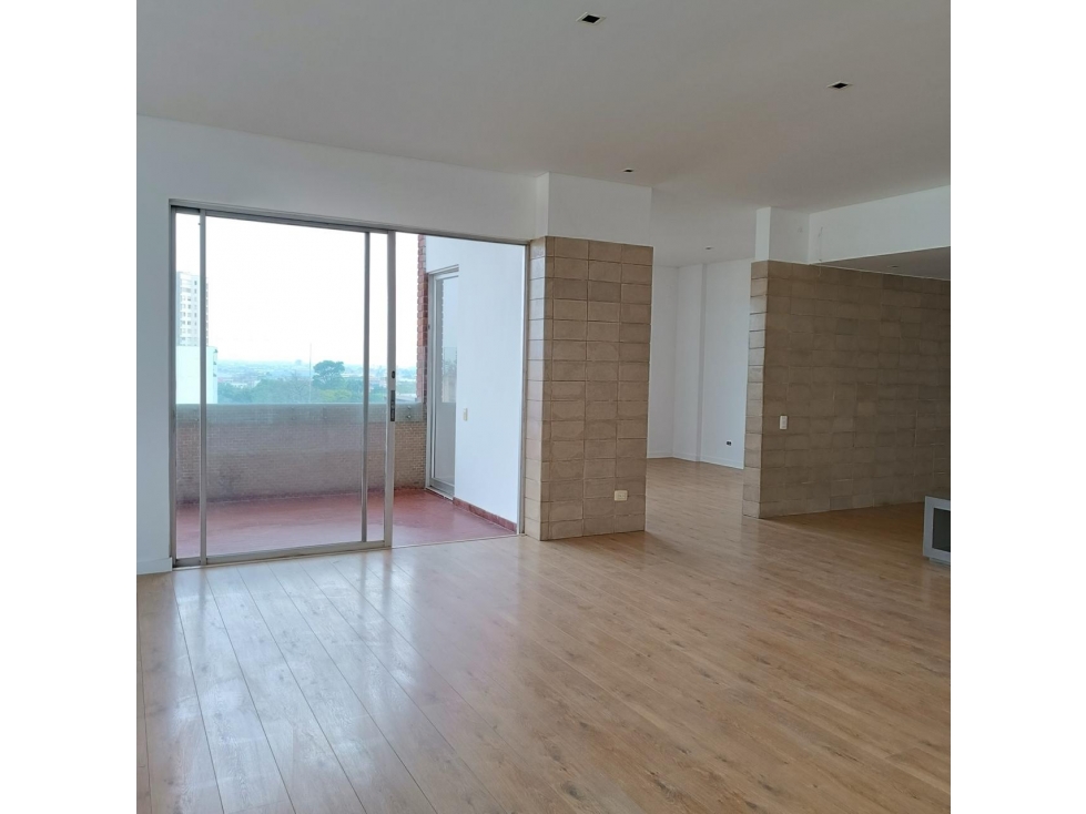 SE VENDE HERMOSO APARTAMENTO EN CENTENARIO AL NORTE-OESTE DE CALI — foto 3