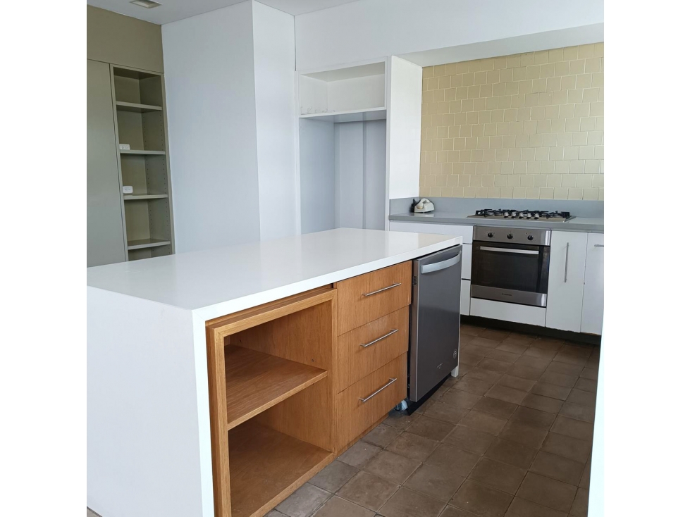SE VENDE HERMOSO APARTAMENTO EN CENTENARIO AL NORTE-OESTE DE CALI — foto 4