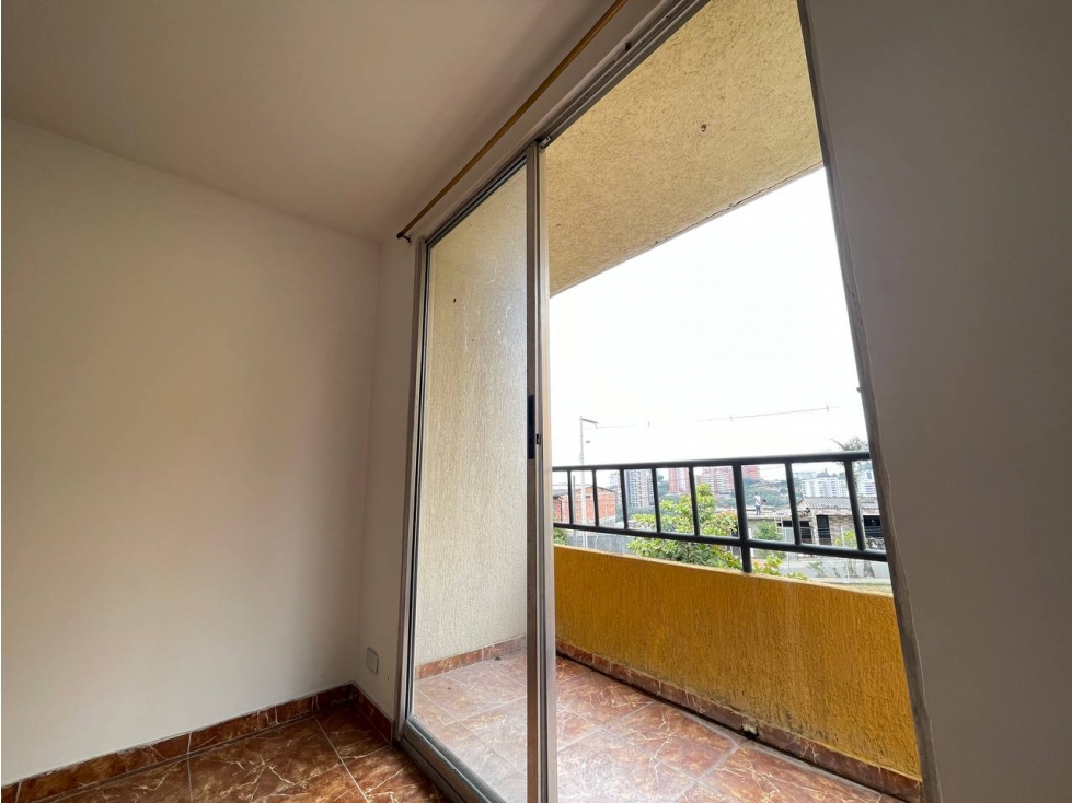 SE VENDE HERMOSO APARTAMENTO EN ALTOS DE AGUACATAL OESTE DE CALI — foto 3