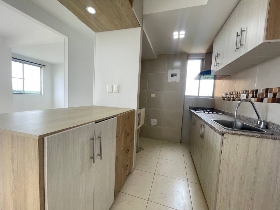 SE VENDE HERMOSO APARTAMENTO EN EL CR SAN MARINO EN JAMUNDI — foto 4