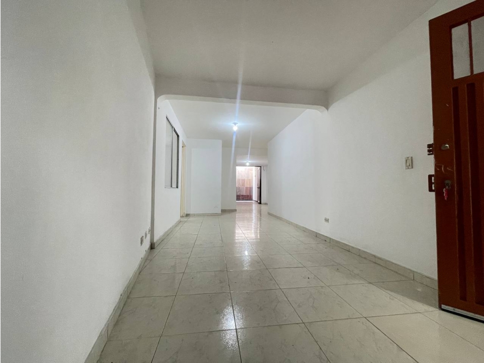 SE VENDE AMPLIA CASA MULTIFAMILIAR EN NUEVA TEQUENDAMA SUR DE CALI — foto 3