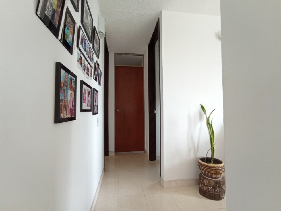 SE VENDE APARTAMENTO EN C.R CALICANTO BARRIO VALLE DEL LILI — foto 5