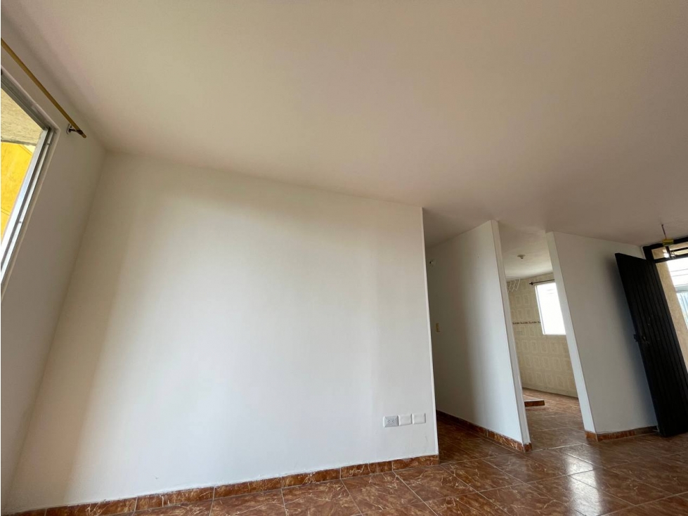SE VENDE HERMOSO APARTAMENTO EN ALTOS DE AGUACATAL OESTE DE CALI — foto 4