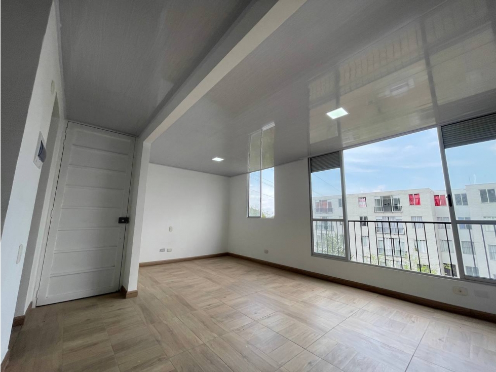 SE ARRIENDA APARTAMENTO PARA ESTRENAR C.R PALOMINO CIUDAD GUABINAS — foto 4