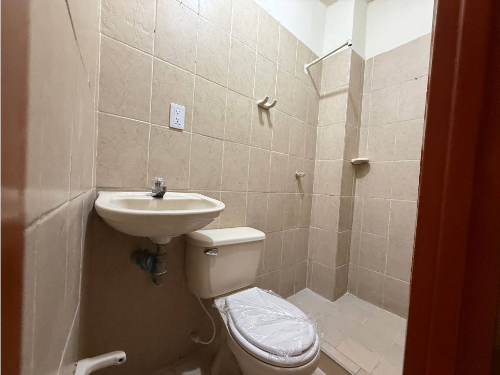 SE ARRIENDA APARTAESTUDIO 1 PISO EN EL BARRIO - EL JARDÍN — foto 4