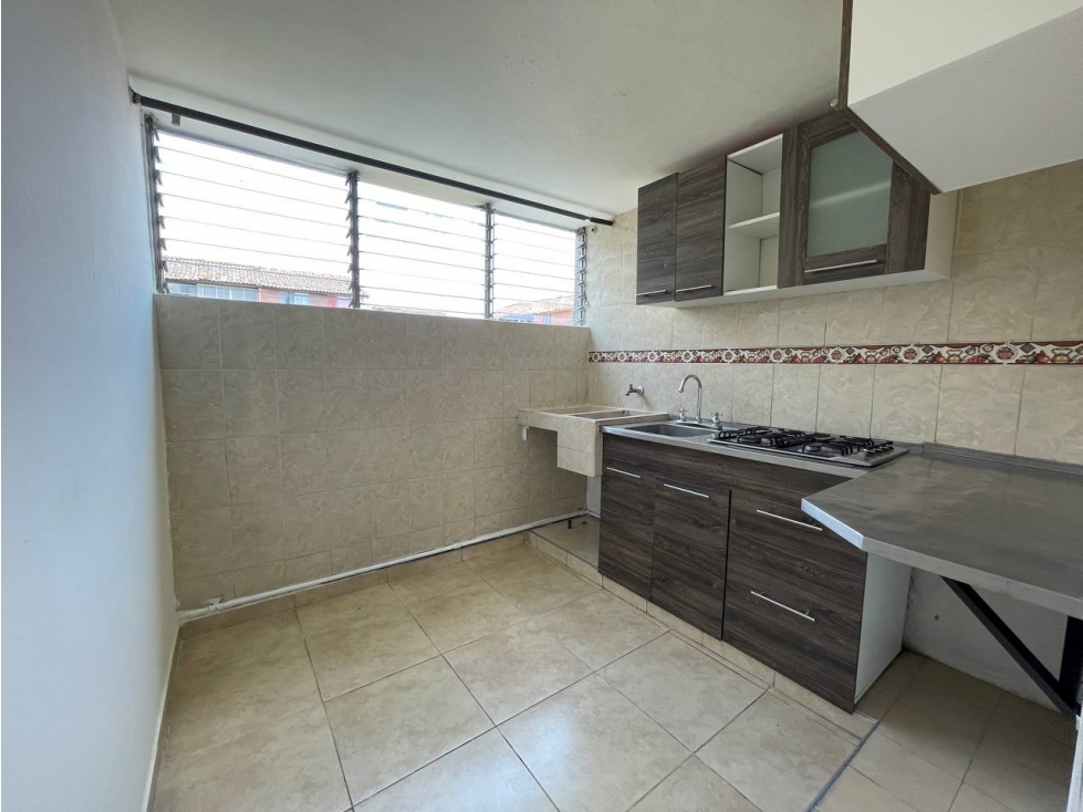 SE VENDE HERMOSO APARTAMENTO AL NORTE EN EL BARRIO ALCAZARES — foto 6