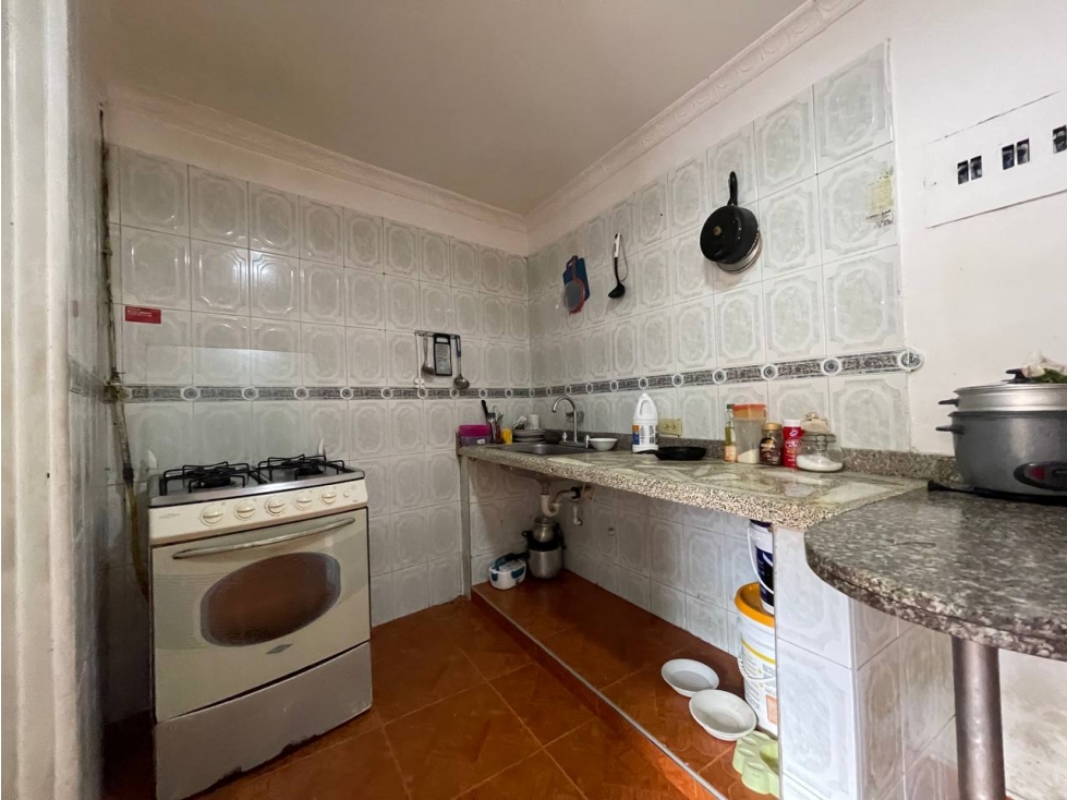 SE VENDE CASA MULTIFAMILIAR DE 3 PISOS EN RODEO LUGAR CENTRAL DE CALI — foto 4