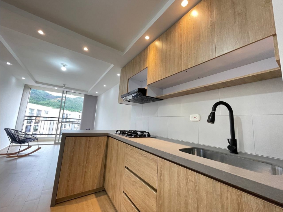 SE ALQUILA HERMOSO APARTAMENTO EN YUMBO/ CIUDAD GUABINAS EN CR LORICA — foto 6