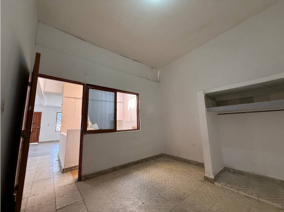 SE ARRIENDA APARTAMENTO 3 PISO EN EL BARRIO - EL JARDÍN — foto 2