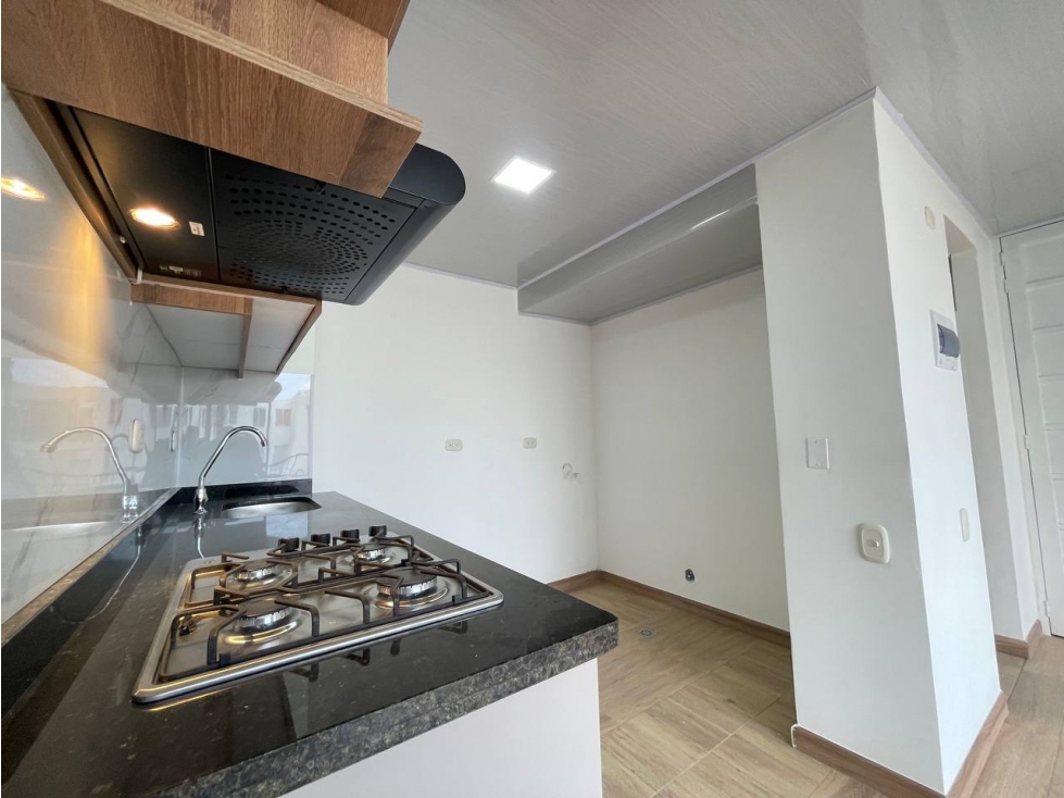 SE ARRIENDA APARTAMENTO PARA ESTRENAR C.R PALOMINO CIUDAD GUABINAS — foto 2