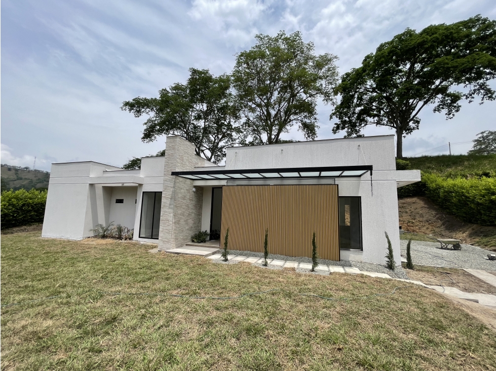 Casa Lote en Venta Km 47 vía Medellin - 2