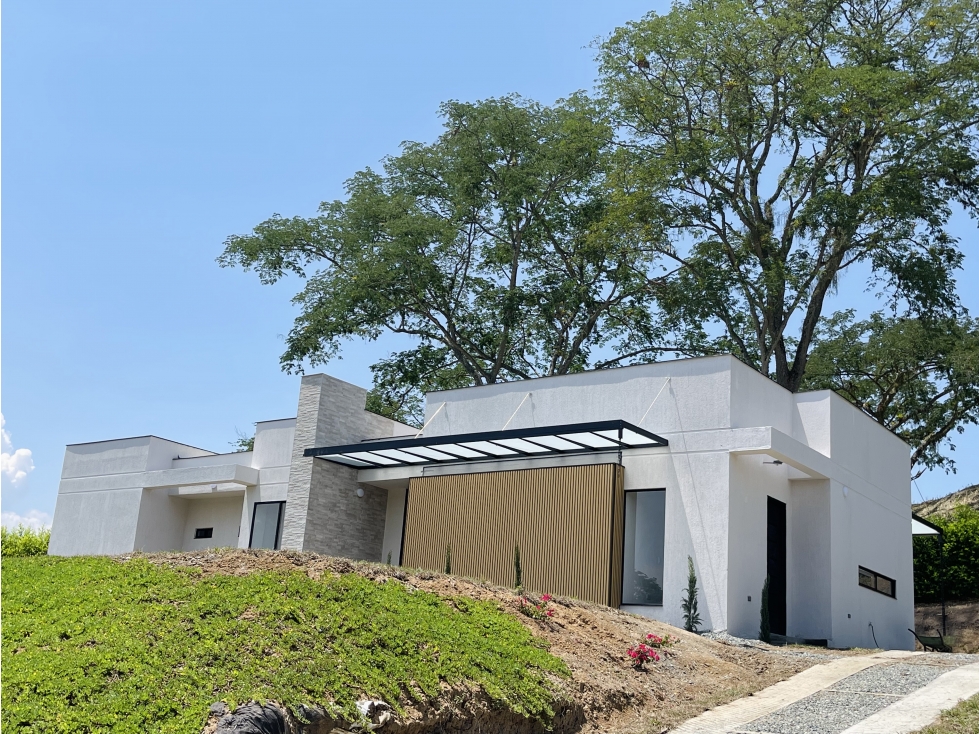 Casa Lote en Venta Km 47 vía Medellin - 1
