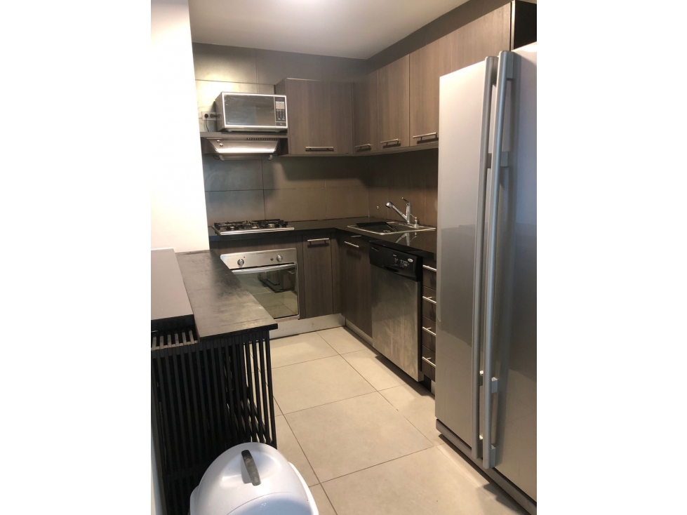 Ph Yacht club Avenida Balboa Alquiler Linea blanca modelo C — foto 4