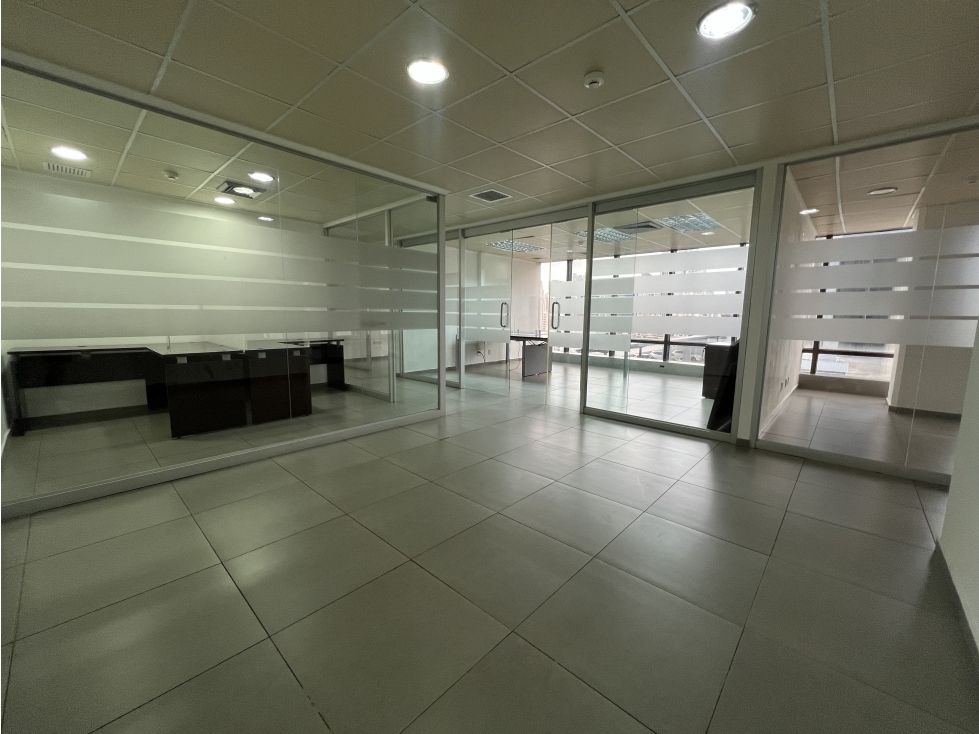 OFICINA EN ALQUILER PH VALLARINO ALQUILER OBARRIO 200m2 — foto 4