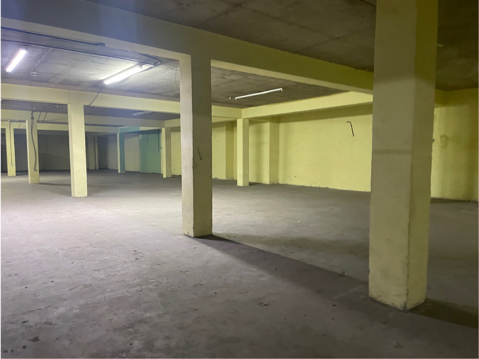 BODEGA EN COLON - FRANCIELD - GALERA EN ALQUILER ZONA LIBRE - 3