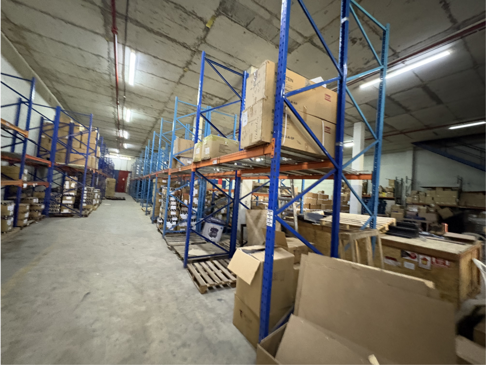 Bodega de 3200m2 alquiler Zona Libre de Colon — foto 2