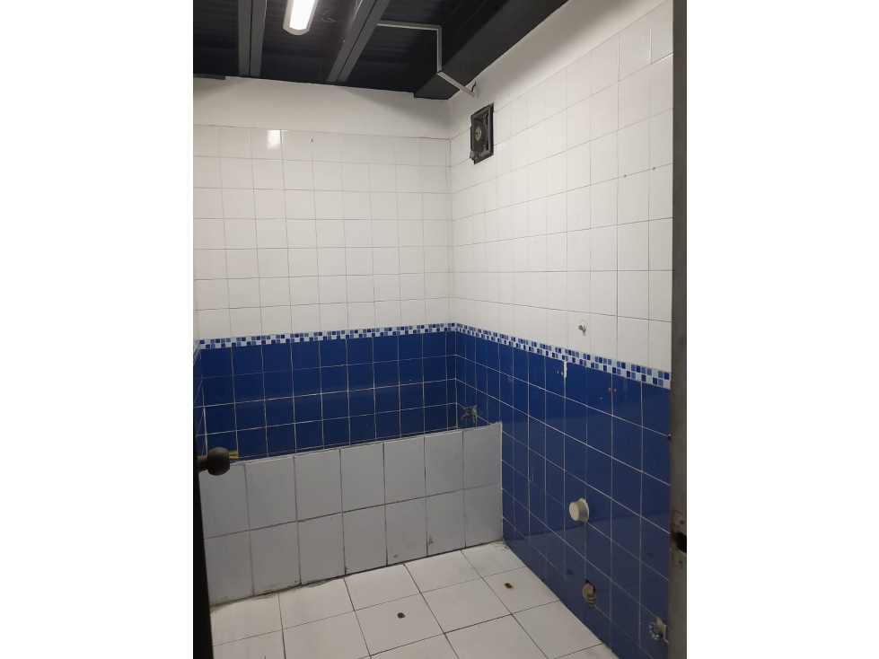 BODEGA EN FRANCEFIELD 4675M2 EN DOS NIVELES ZONA LIBRE COLON — foto 5