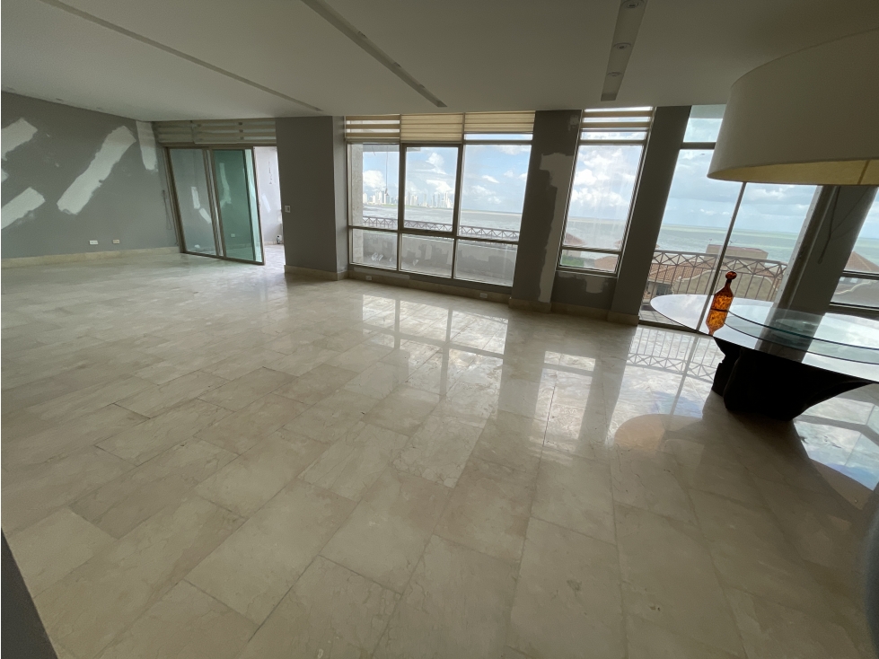 Remate Bancario - Apartamento en Pacific Point - Torre 600 — foto 2